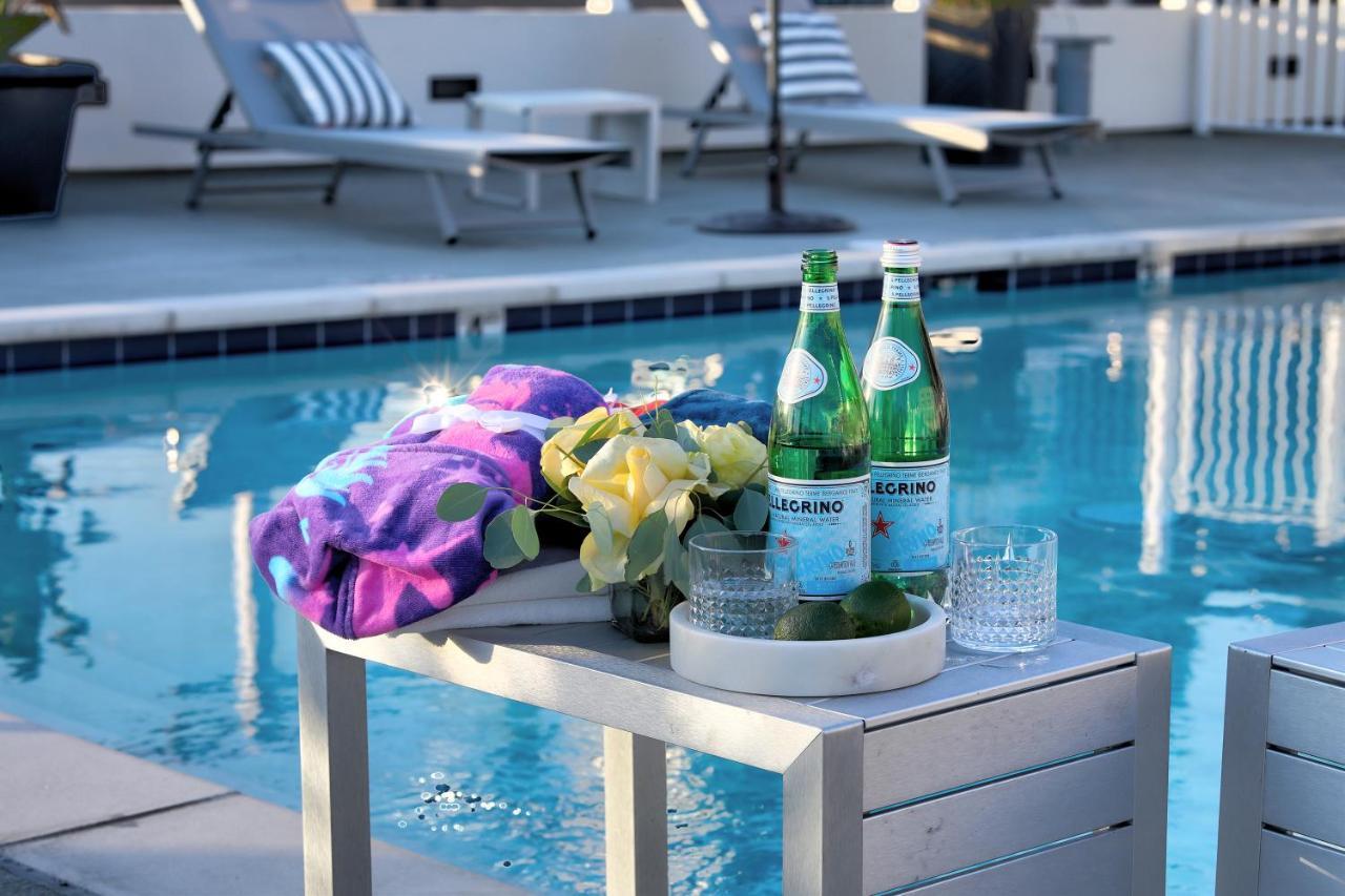 Classic Angeles Elegance In Downtown, Sleeps 4, Free Parking And 360 Degree View Roof Pool! Appartamento *