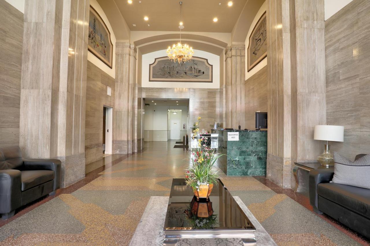 Classic Angeles Elegance In Downtown, Sleeps 4, Free Parking And 360 Degree View Roof Pool! Appartamento Los Angeles